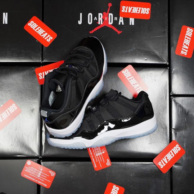 Poslední drop byl opravdu jízda📈, bylo přidáno přes 50 párů 👟 on-line a výjimkou nebyly ani legendární AJ11 “Space Jams” 🪐...